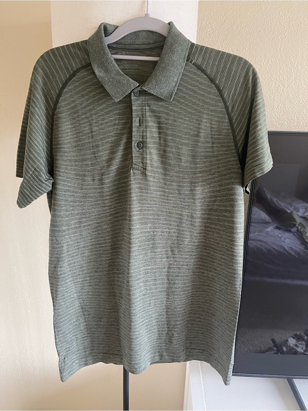 lululemon athletica Men's Heather Olive Polo